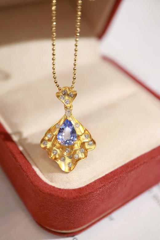 1.05ct 蓝宝石吊坠 商品图1