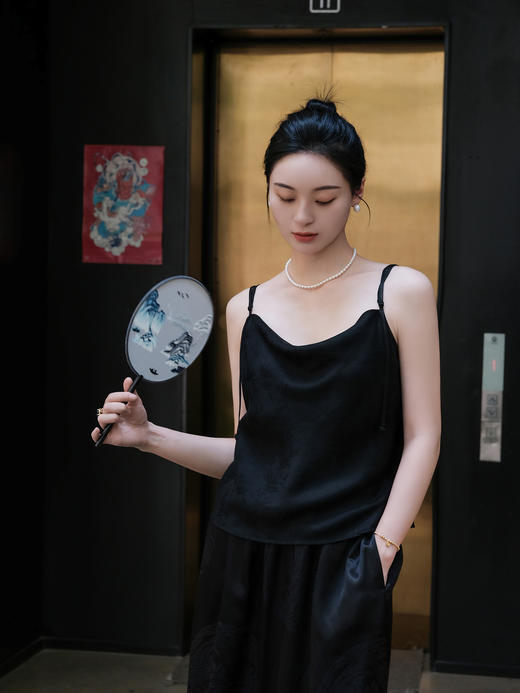 盛唐牡丹 |香云纱文竹纹吊带上衣 商品图1