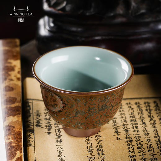 问鼎外天目汝瓷压手杯 商品图1