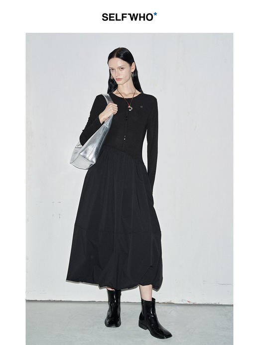 SELFWHO黑色长袖针织拼接连衣裙女2024秋新款法式圆领花苞裙长裙 商品图3