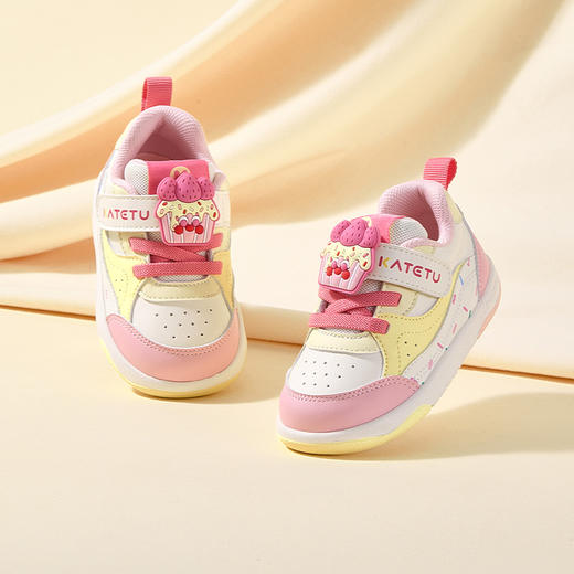 卡特兔学步鞋宝宝2025秋季婴儿鞋子软底防滑透气儿童室内鞋 商品图2