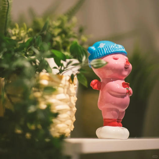 秦玮鸿《我爱你》14*12*26cm 商品图4