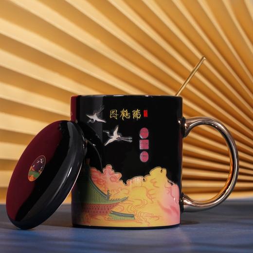 瑞鹤图变色杯 中国景德镇御器研究院出品，”当代督陶官“、故宫特邀古陶瓷修复专家阳士琦大师监制 趣味变色 寓意祥瑞 匠心工艺 限量发售 商品图1