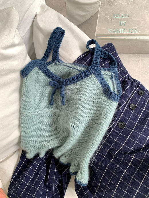 Read Nameless /马海毛蓝拼独家吊带+最近很火的蓝色慵懒格子裤 商品图6