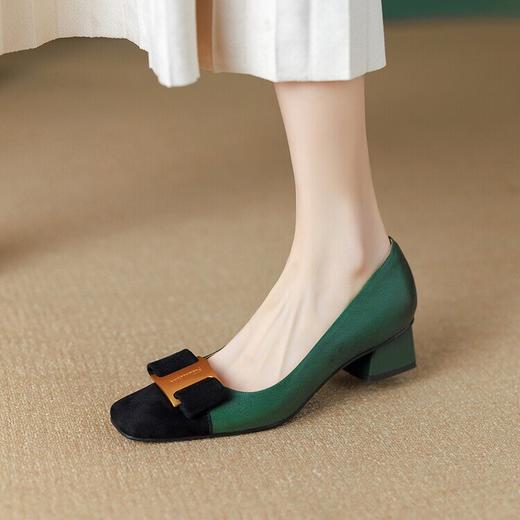 【预售5天】牛皮小香风粗跟真皮单鞋女2024新款气质拼色浅口法式中跟鞋女YS&A1154 商品图1