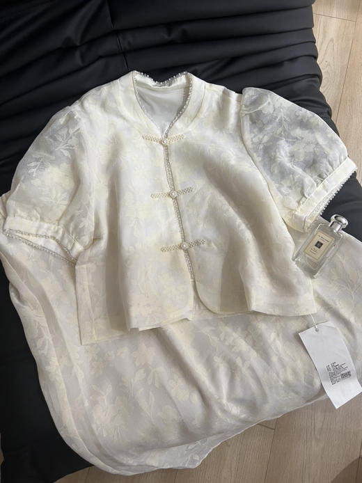 八月蕾丝套裙 商品图3