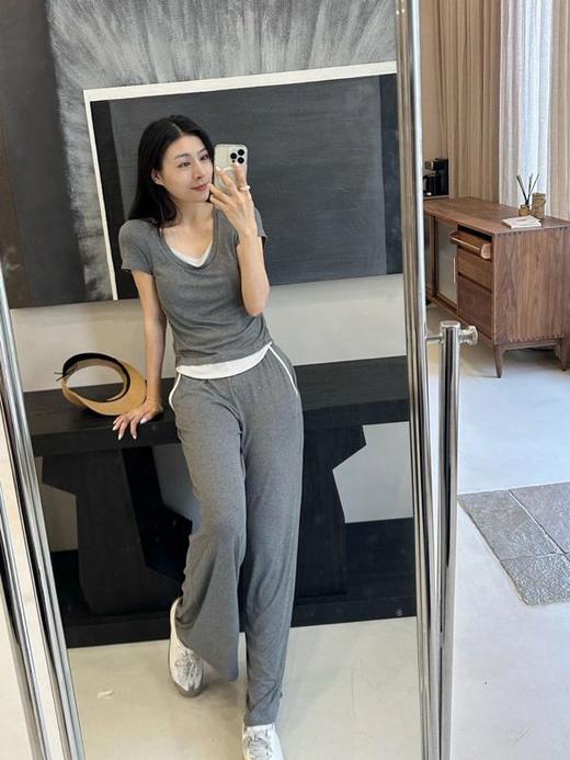 【包邮发顺丰】99911 洛诗琳新款假两件设计修身短袖T恤夏季宽松垂感阔腿休闲裤两件套 KTT038 商品图6