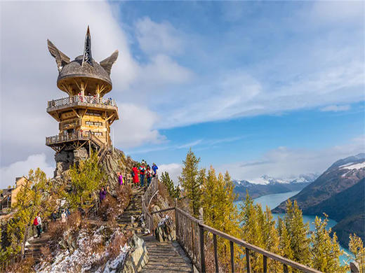 【秋色阿勒泰7天6晚】 6人小车团 神话天山天池+神的自留地禾木+上帝的后花园喀纳斯+千年意志胡杨林+自营轻奢下午茶 商品图3