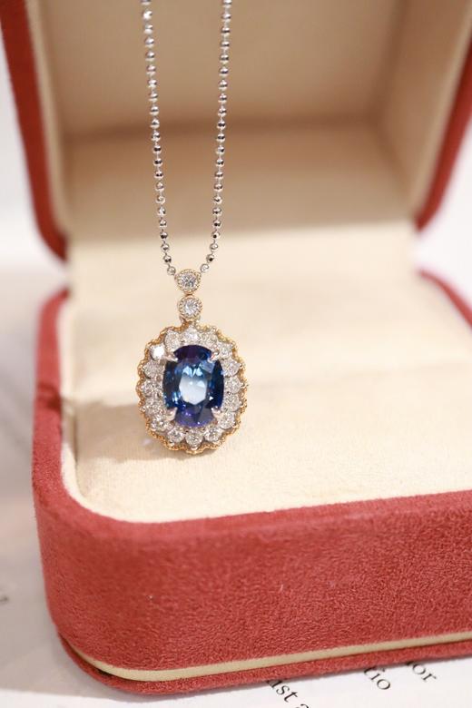 2.29ct 蓝宝石吊坠 商品图1