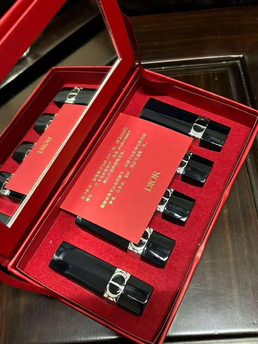 【海关保税直发】【迪奥口红小样花漾新春五件套】999哑光-传奇红唇
，720丝绒-豆沙红棕，772哑光-干枯玫瑰，951哑光-复古红棕
，735哑光-南瓜脏橘-会员5折 商品图4