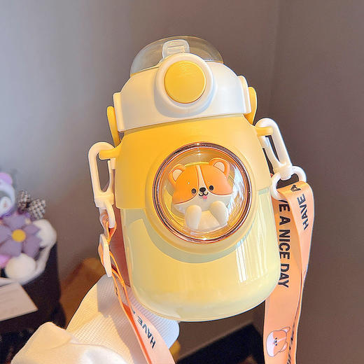 【胖墩墩大容量！316不锈钢保温水杯】大容量背带杯，儿童超喜欢；学生水壶，女神必备。卡通造型可爱，保温效果好；便捷提环，吸管设计方便饮水。出门必备良品，让你随时随地畅饮清凉！ 商品图7