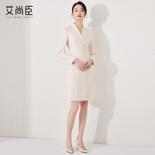 艾尚臣气质主持人长袖青果领连衣裙正式场合正装新中式小A裙盘扣 商品图1