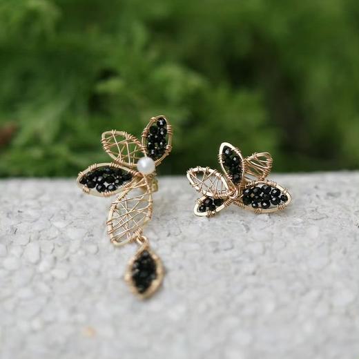 SpoiledBrat Jewelry花卉系列 | 不对称耳钉 商品图1