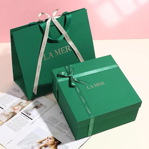 【海关保税直发】海蓝之谜中样三件套-面霜7ml-眼霜5ml-精粹水30ml-会员5折 商品图3