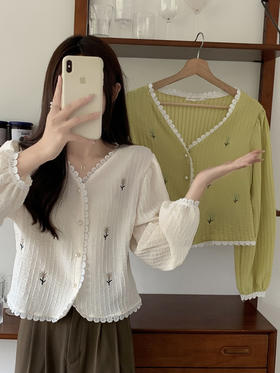 【V领短款长袖刺绣花朵小开衫】秋季韩系减龄百搭宽松显瘦小个子上衣