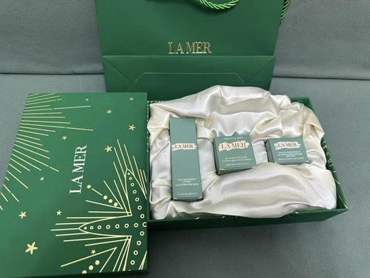 【海关保税直发】海蓝之谜中样三件套-面霜7ml-眼霜5ml-精粹水30ml-会员5折 商品图0