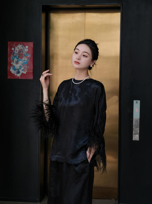 盛唐牡丹 |黑色冠乐绉斜襟上衣 商品图6