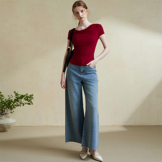 【限时折扣】慵懒感基础款短袖T恤女通勤风荡领一字肩两穿上衣V0050554 商品图3