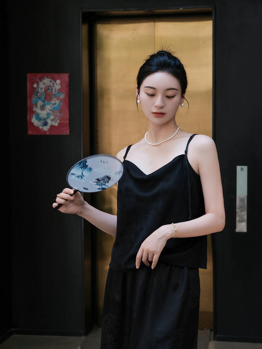 盛唐牡丹 |香云纱文竹纹吊带上衣 商品图3