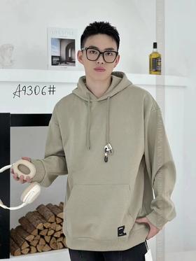 壹卡尼帽领卫衣9306