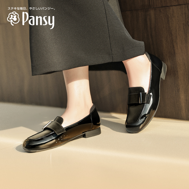 Pansy日本女鞋轻便舒适浅口通勤乐福鞋一脚蹬平底拇外翻妈妈鞋秋4164