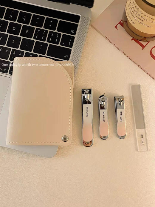 🔥指甲刀4️⃣件套💰7.9‼️【‌渐变指甲钳套装】‬福利秒杀💢采用皮套旋转设计🛑收纳方便👍 商品图10