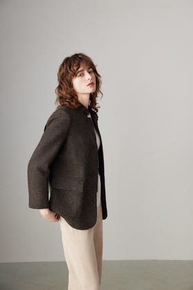 COCO ZONE 复古气质小香风单排扣拼色领外套 23C19745