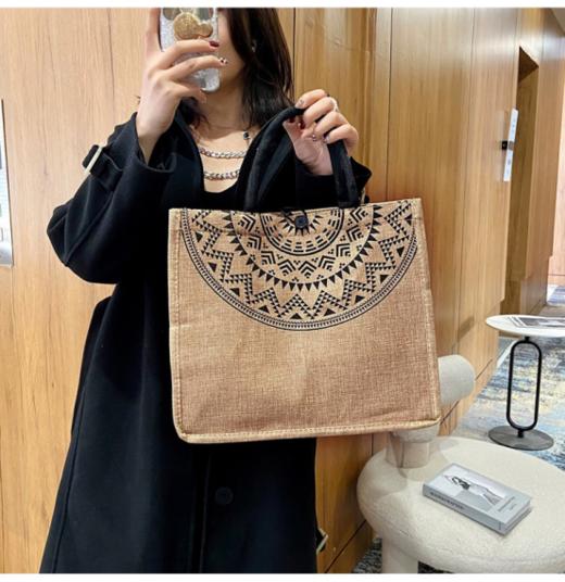 🔥🔥🔥【亚麻大托特包】1.透气性极佳的天然材料 不仅环保 🌈而且时尚实用~ 2.耐用且易于清洗🌿，大容量设计  商品图0