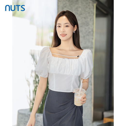 NUTS白衬衫设计感方领薄透短袖上衣女新款夏季424011076 商品图0