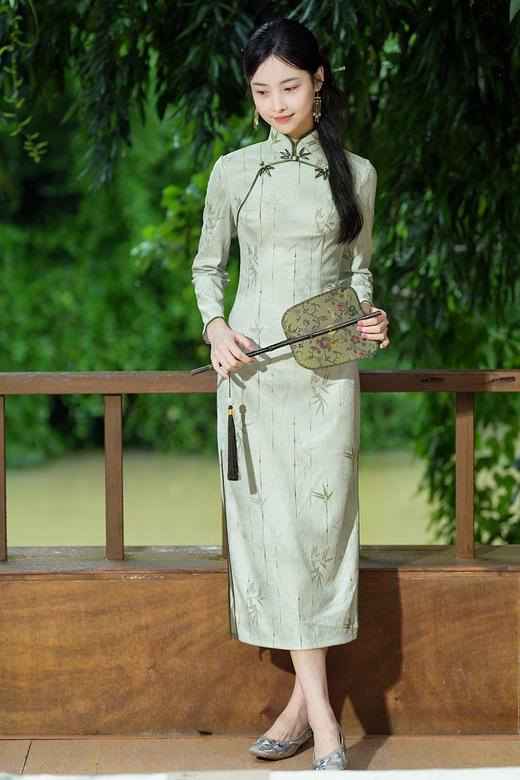 逸红颜明月优选 #雅致手工花扣款旗袍【青青竹】竹叶轻摇，清风徐来，清雅温柔书卷气 商品图9
