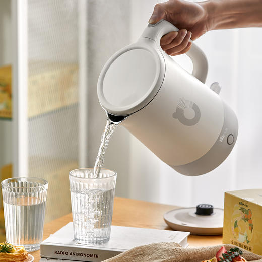 小熊电热水壶ZDH-017U7 商品图6