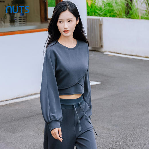 NUTS秋季新款设计感运动风女时尚休闲卫衣短裤T恤女4330202A1 商品图0