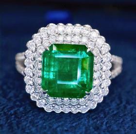 2.55ct 祖母绿戒指