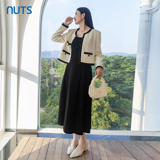 NUTS秋季新款高级感气质通勤小香风时尚撞色短款外套女4340402A1 商品图1