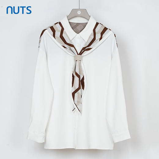 NUTS秋季新款白色设计感通勤宽松慵懒披肩长袖衬衫女334012308 商品图0