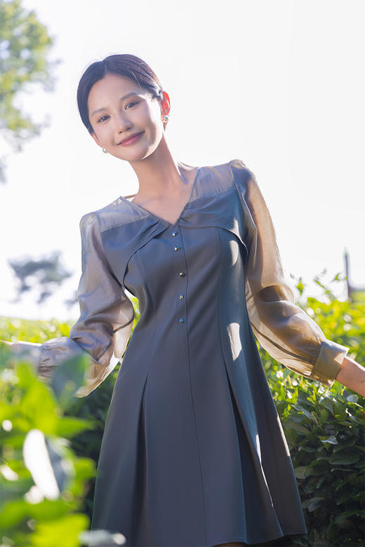 NUTS气质连衣裙春秋季新款女装拼接裙子v领鱼尾裙4311003A1 商品图5