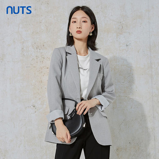 NUTS秋季新款时尚气质通勤风宽松显瘦百搭休闲西装外套231048016B 商品图4