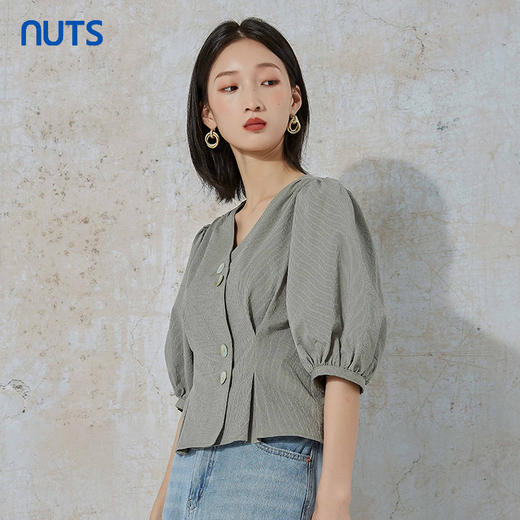 NUTS春秋季新款时尚气质通勤风百搭纯色短袖衬衫女231011108B 商品图2