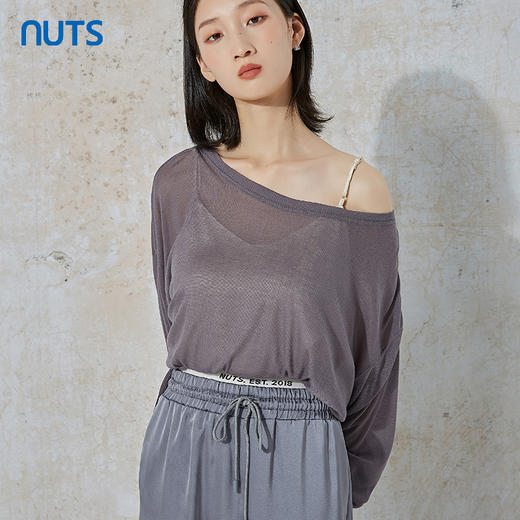 NUTS秋季新款气质通勤风宽松显瘦设计感长袖T恤231023093B 商品图3