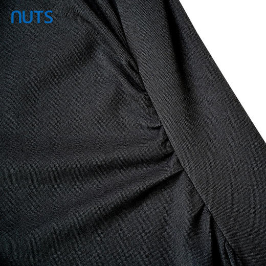 NUTS夏季女士镂空褶皱打揽小个子短袖弹力修身连衣裙424101191 商品图4