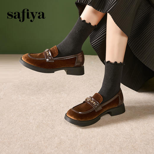 Safiya/索菲娅2024秋学院风复古丝绒玫瑰扣百搭圆头低跟乐福鞋 SF43112150 商品图0