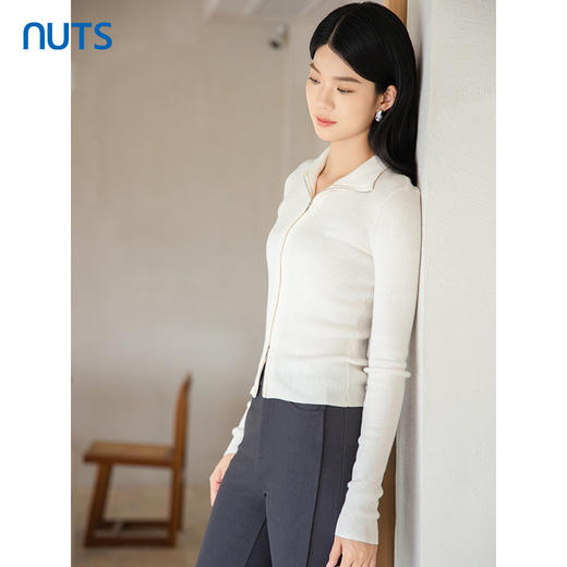 NUTS秋季新款白色简约韩系气质翻领拉链长袖针织开衫女4330509A1 商品图4