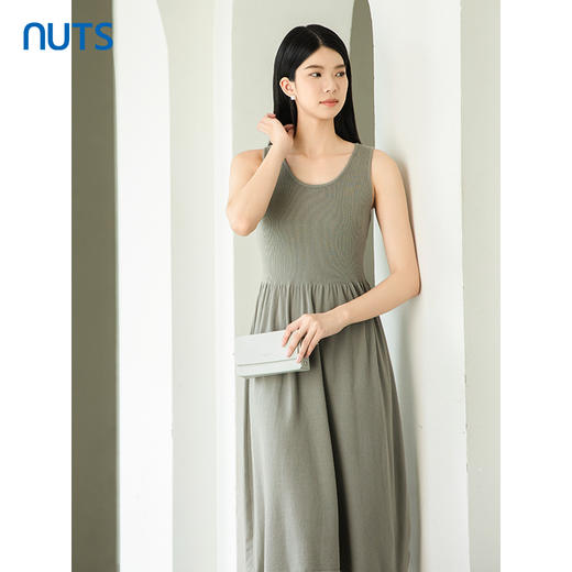NUTS2023秋季新款通勤设计感针织拼接设计无袖连衣裙女4380548A1 商品图3