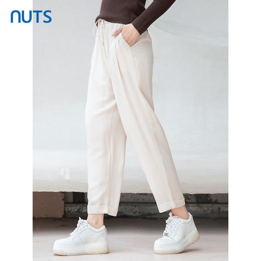 NUTS2023秋季新款气质休闲风松紧腰宽松阔腿休闲长裤女4380701A1 商品图1