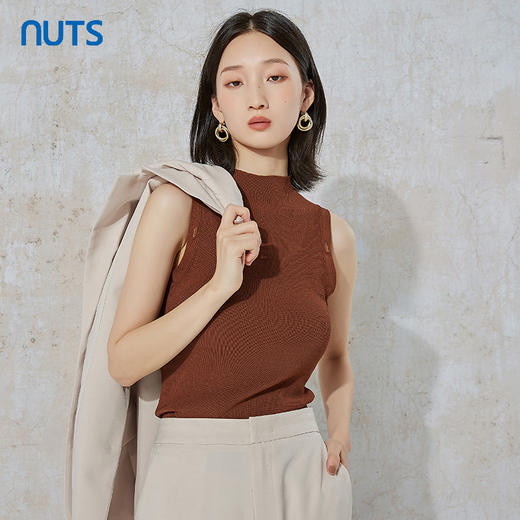 NUTS秋季新款时尚气质性感风修身显瘦内搭背心女231051149B 商品图3