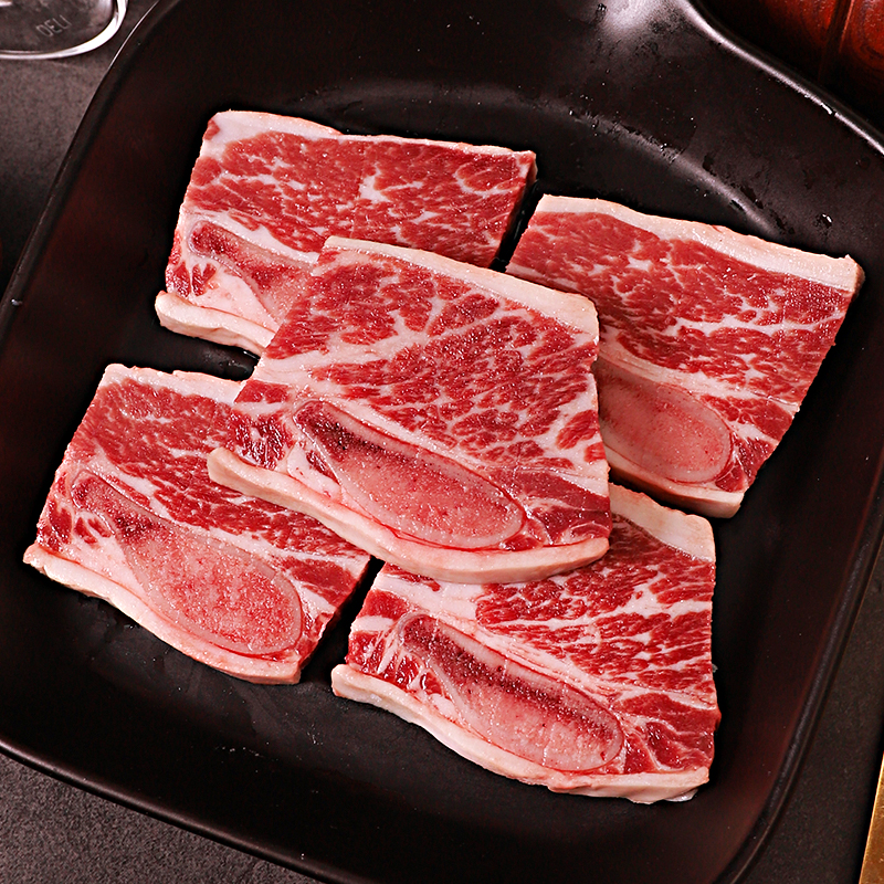 谷饲牛仔骨带骨牛小排带骨肉肉喷喷香300g*3，送黑椒汁一包