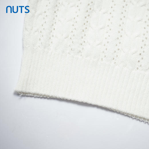 NUTS秋季新款白色V领镂空设计感气质短款吊带背心内搭女231051099 商品图3