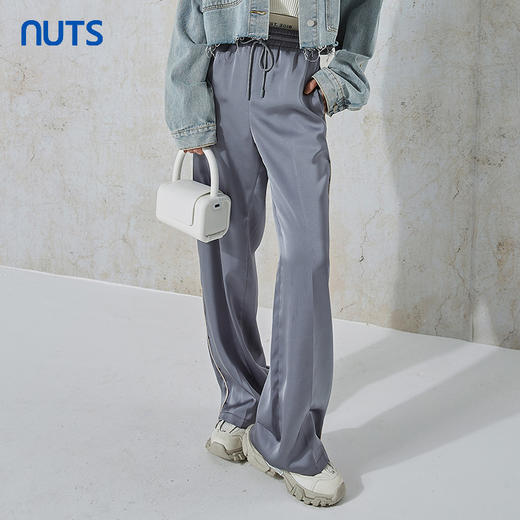 NUTS秋季新款宽松垂感休闲松紧腰抽绳设计休闲长裤女231073066B 商品图3