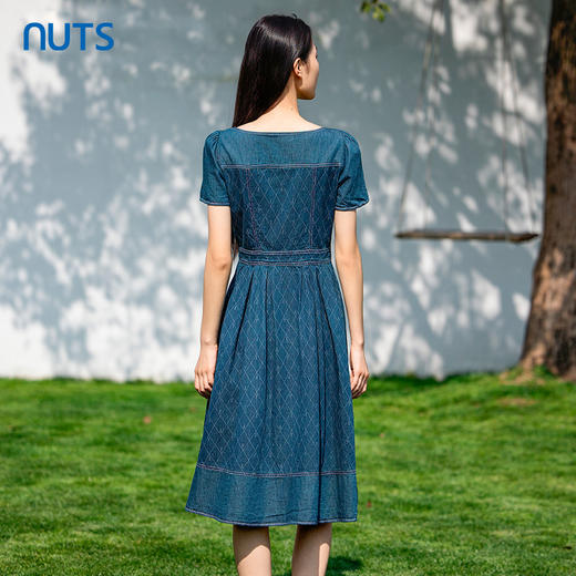 NUTS女装连衣裙夏季方领复古印花收腰显瘦牛仔短袖裙子423102260 商品图4