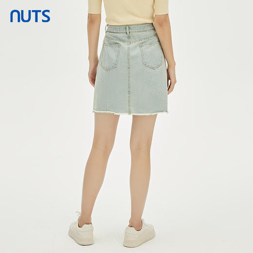 NUTS秋季新款时尚气质设计感星星饰品点缀水洗牛仔半裙332061149 商品图4
